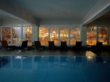 Hallenbad-Panorama-Spa-Hotel-DASSCHILLER.jpg